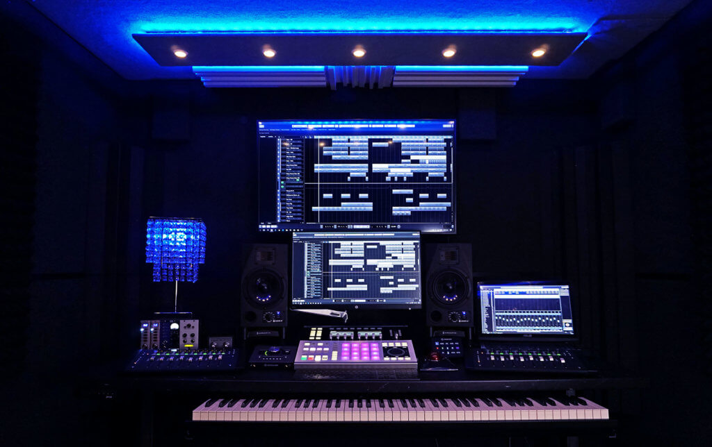 88 Note Digital Piano, Maschine, Avid Artist Mix, Custom Mixing Desk at Current Sound Recording Studio B, Hollywood