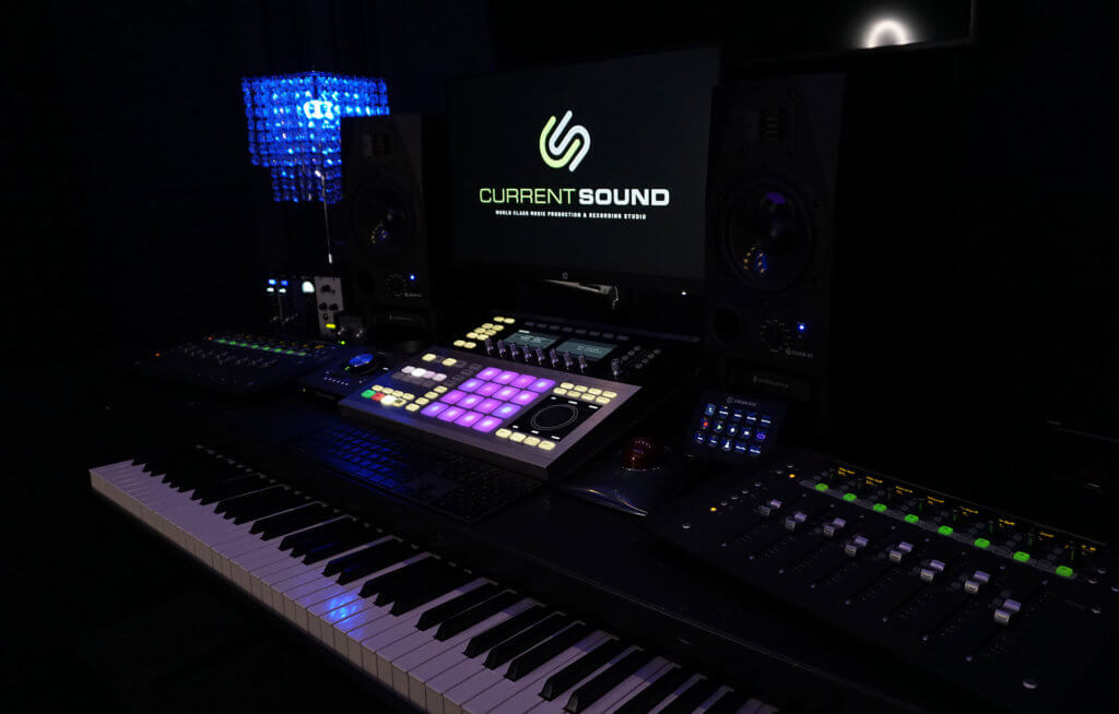 Recording Studio - Mixing Desk, Keyboard & Maschine Studio, Current Sound - Studio B